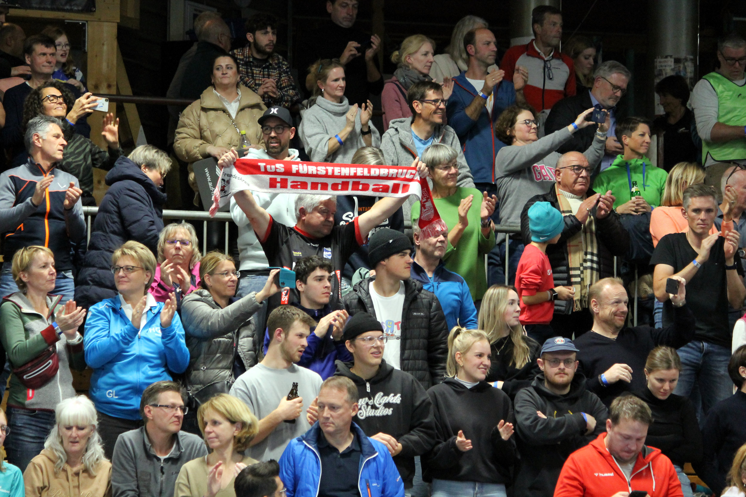 Mit gegen einen Titelanwärter TuS FFB Handball